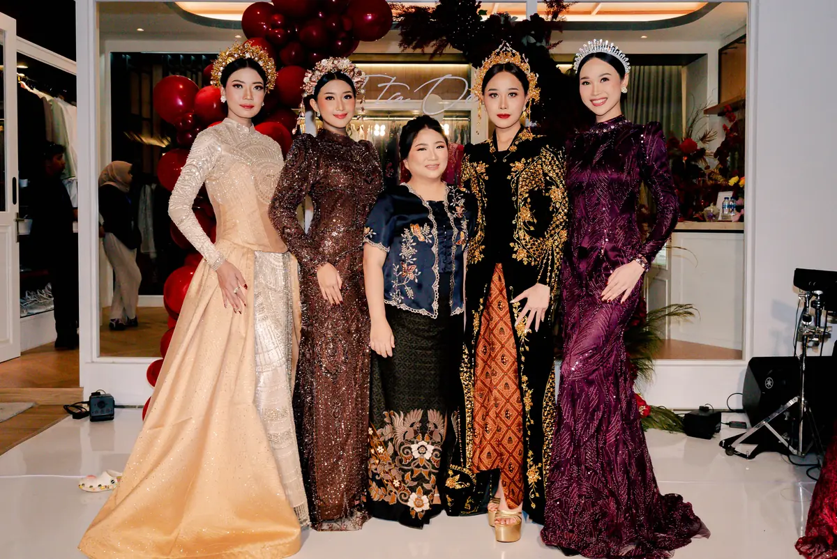 Photos: Ita Oei